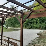 Autocamp Aqualand مكان تخييم